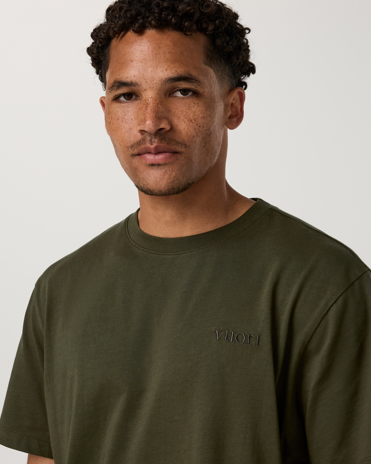 Vuori Lifestyle Graphic Tee | Olive