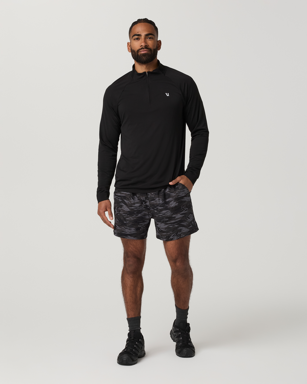 Vuori HardKore Short Lined 5" | Black Riptide Camo