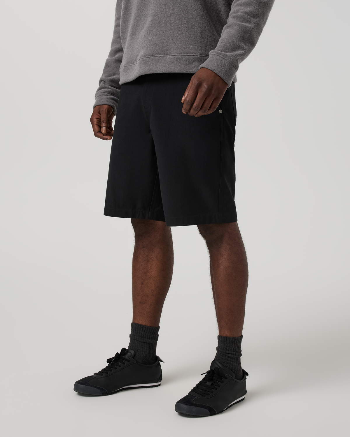 Vuori Meta™ Canvas Carpenter Short 10" | Black