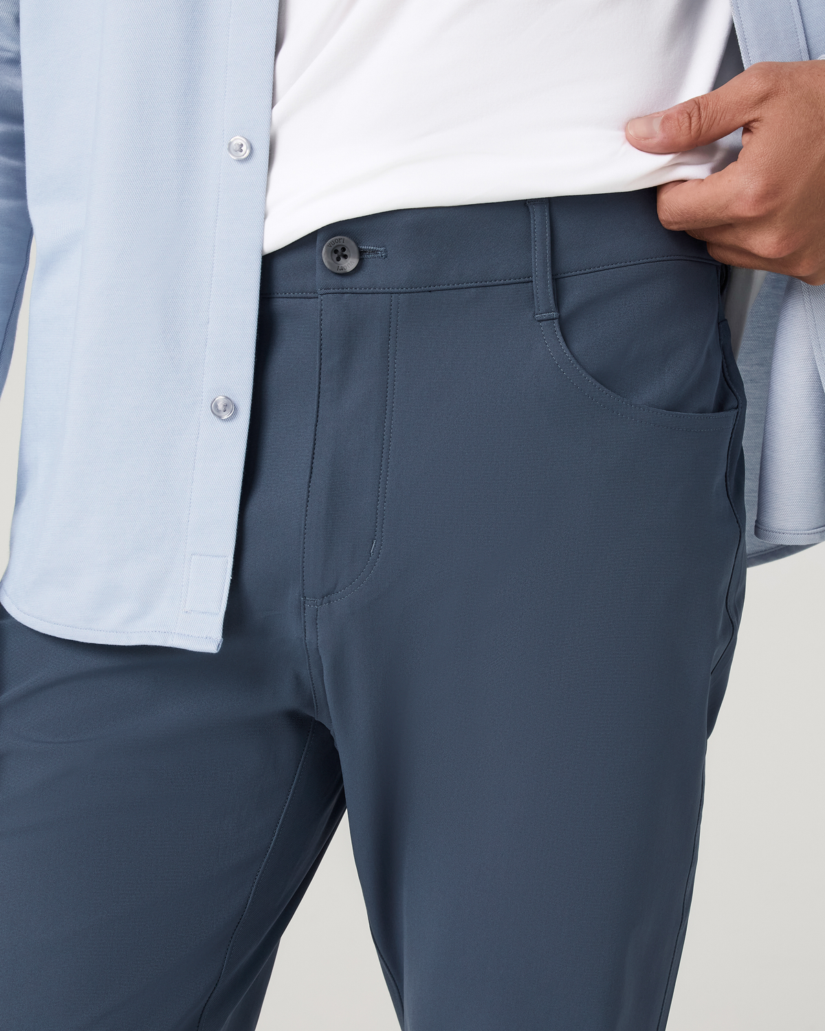 Vuori Meta™ Pant Athletic Slim Fit 32" | Bay Blue