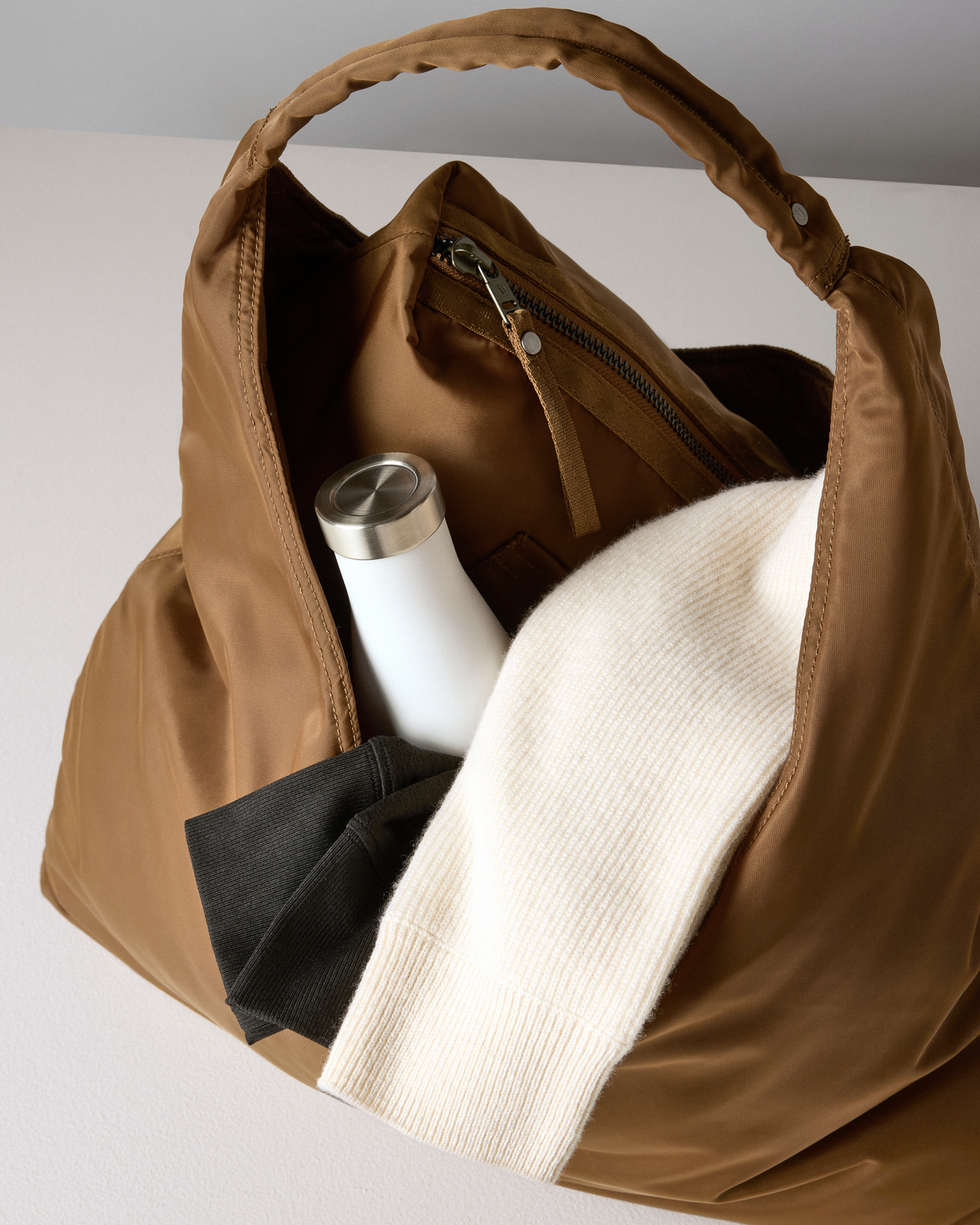 Vuori Arden Oversized Shoulder Bag | Bourbon