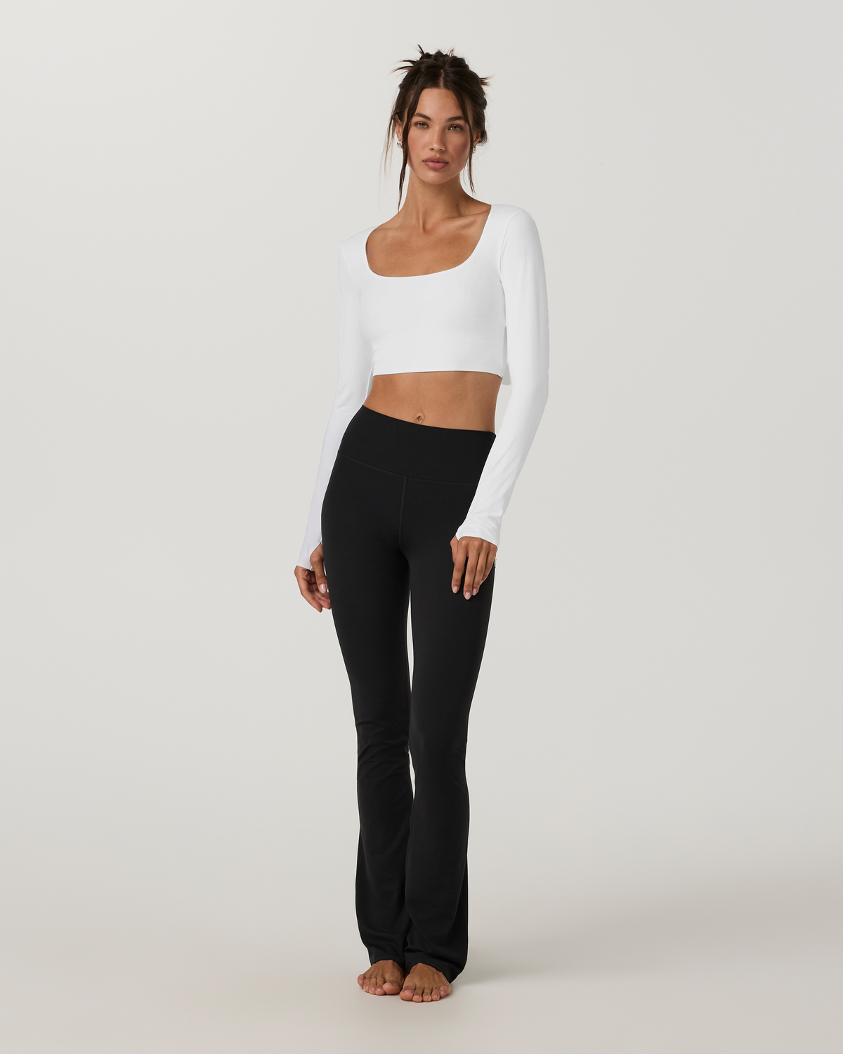 Vuori AllTheFeels™ Long Sleeve Scoop Top | White