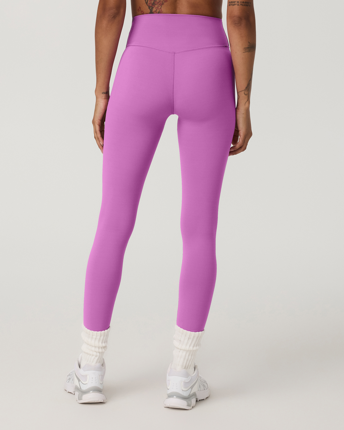 Vuori AllTheForm™ Legging - Short | Bloom
