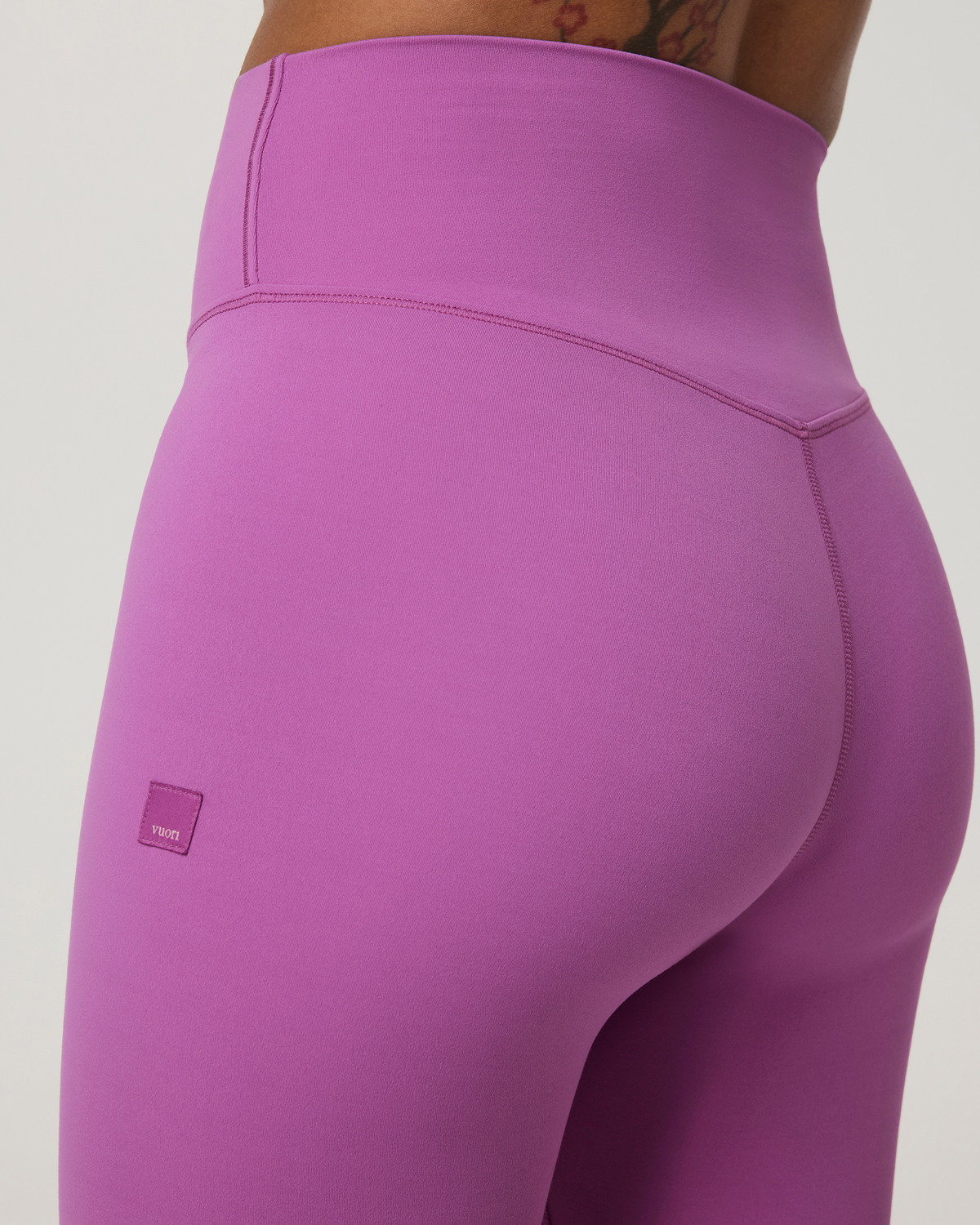 Vuori AllTheForm™ Legging - Short | Bloom
