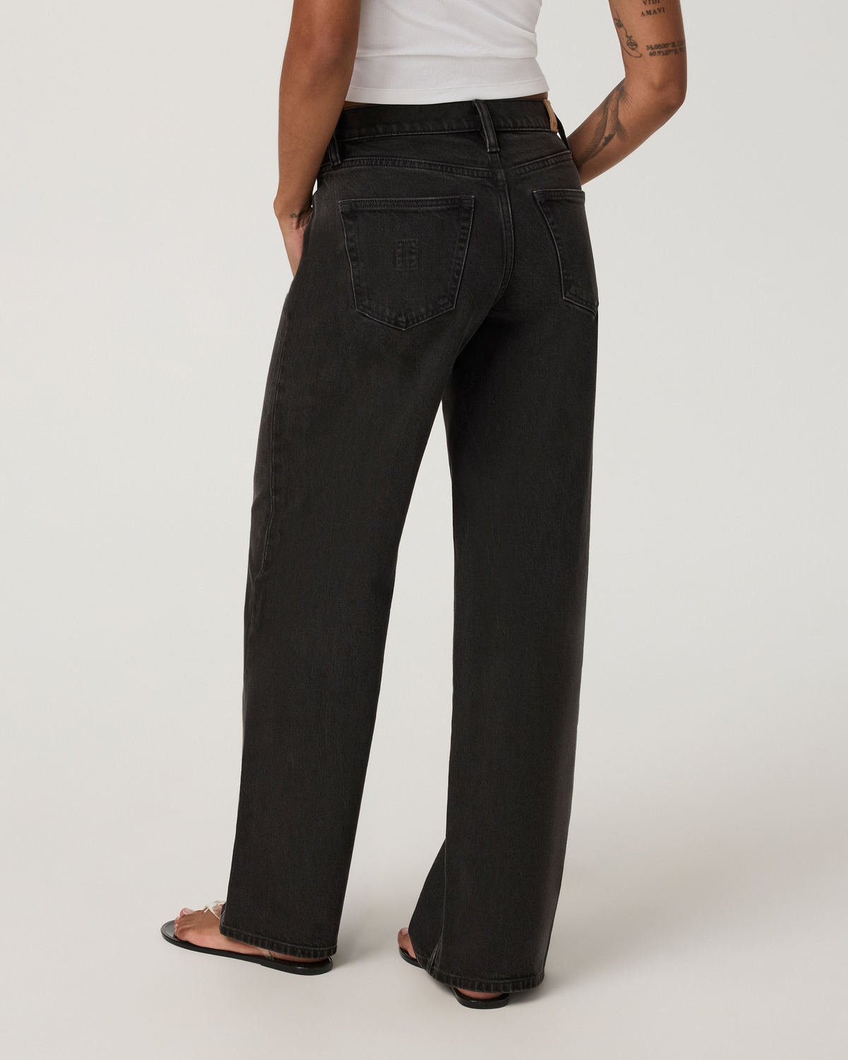 Women's Vuori Vintage Wideleg Jean 30" | Black Wash Denim