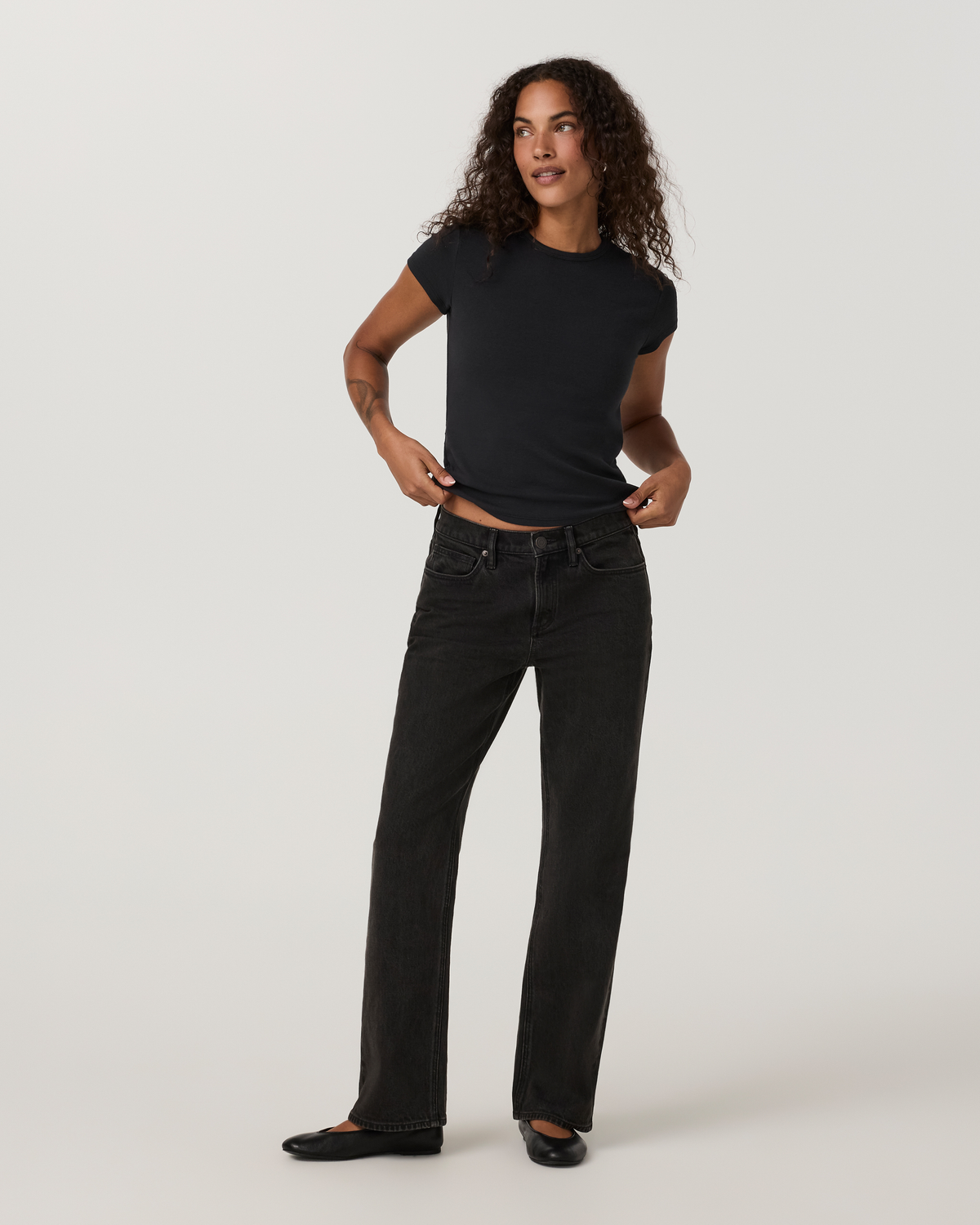 Women's Vuori Vintage Straight Leg Jean 30" | Black Wash Denim