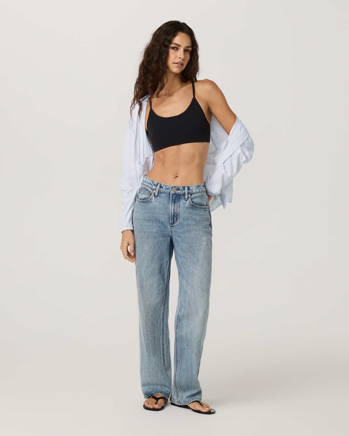 Women's Vuori Vintage Straight Leg Jean 30" | Light Wash Indigo Denim